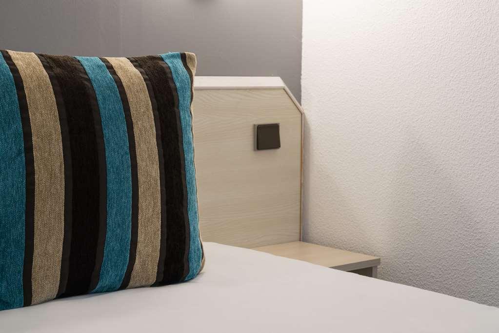 Sure Hotel By Best Western Biarritz Aeroport Anglet Habitación foto